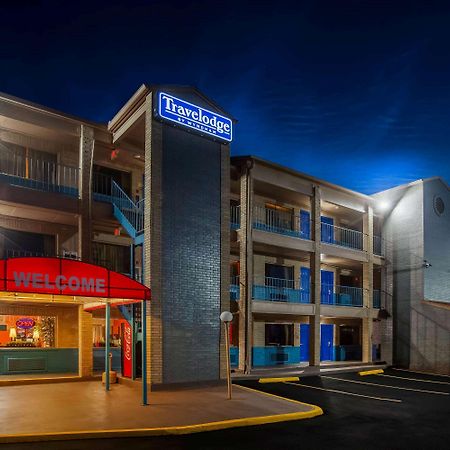 Travelodge By Wyndham Houston Hobby Airport Экстерьер фото