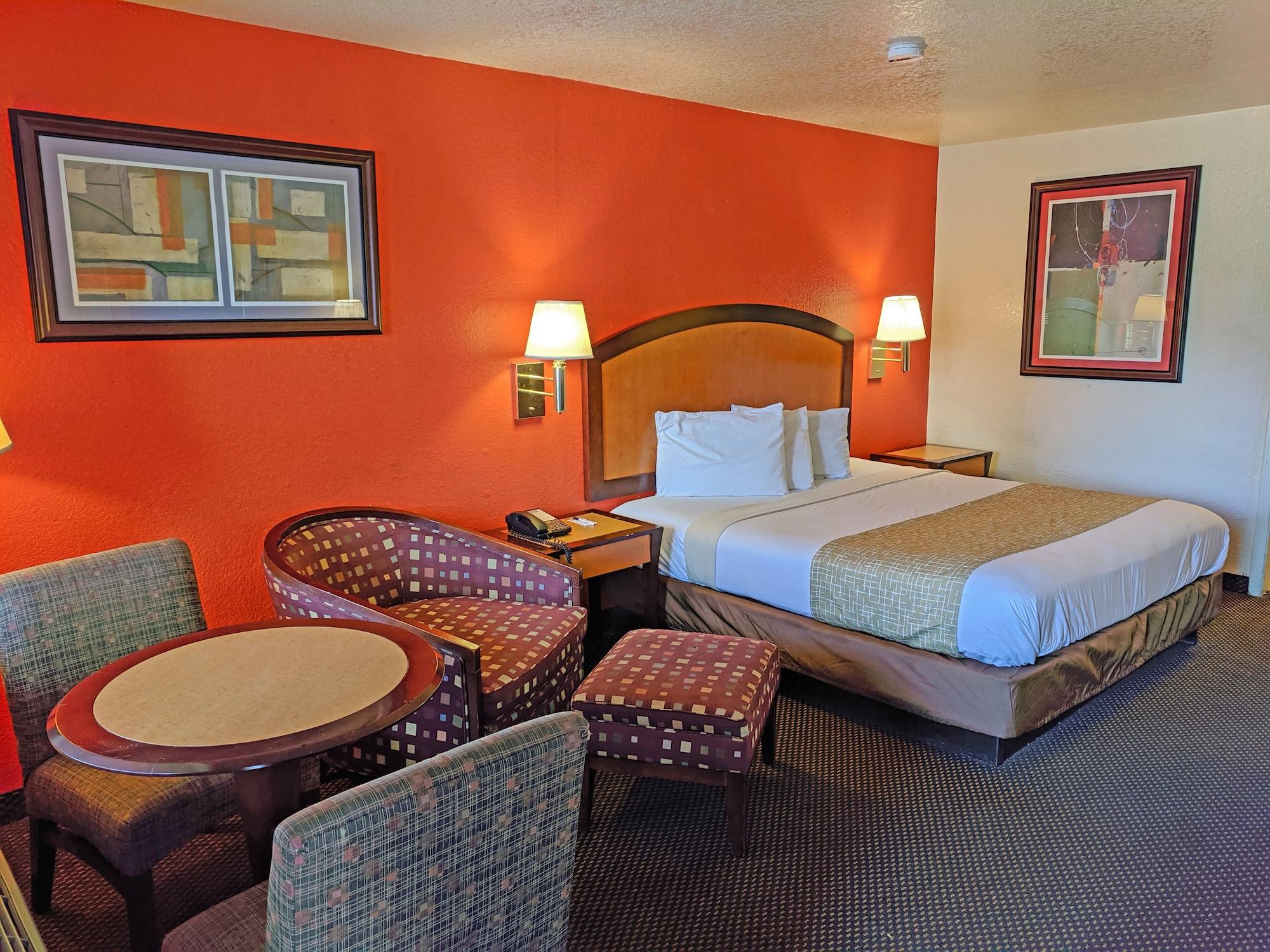 Travelodge By Wyndham Houston Hobby Airport Экстерьер фото