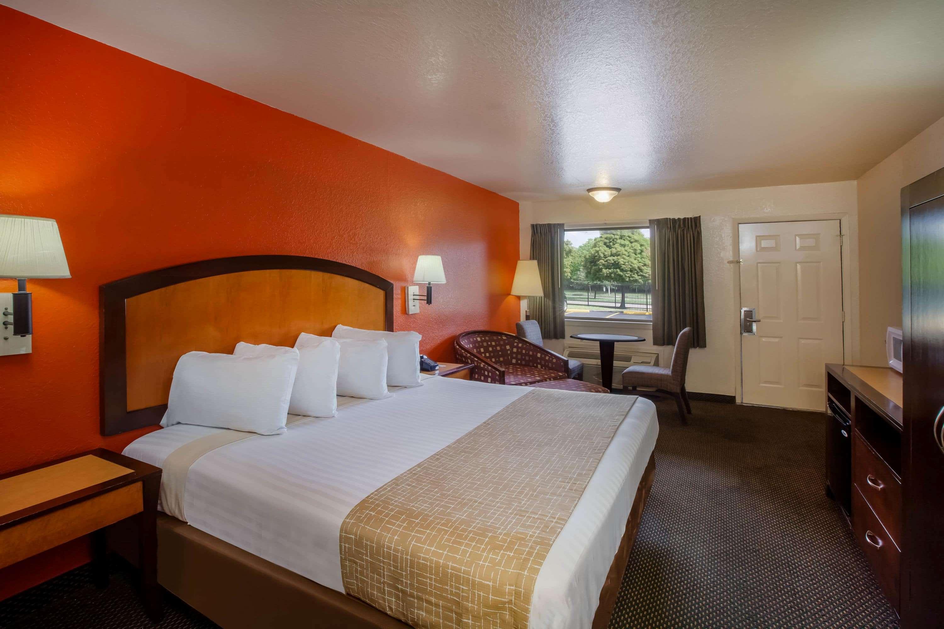 Travelodge By Wyndham Houston Hobby Airport Экстерьер фото