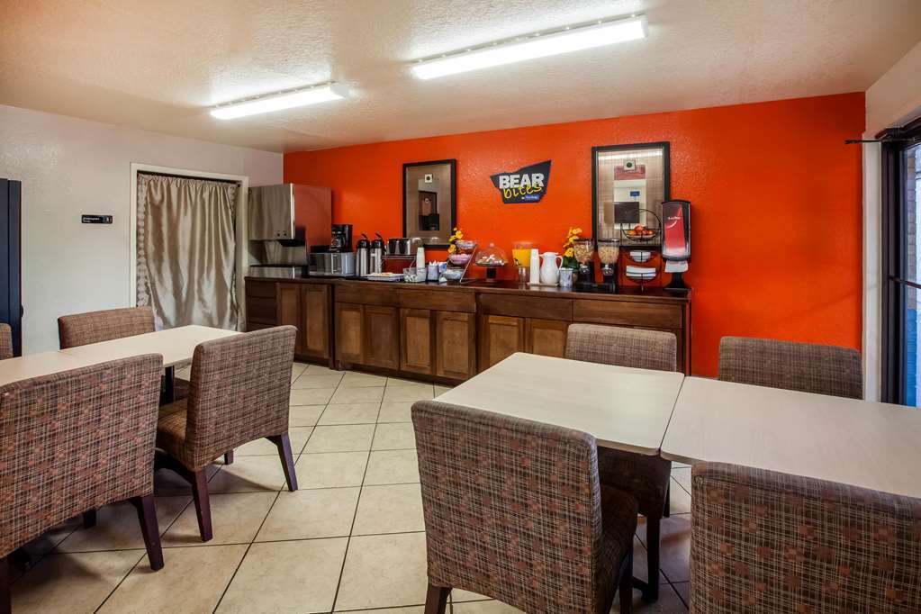 Travelodge By Wyndham Houston Hobby Airport Ресторан фото